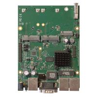 MIKROTIK Powerful OEM RouterBOARD with three Gigabit LAN and two miniPCIe slots (RBM33G)